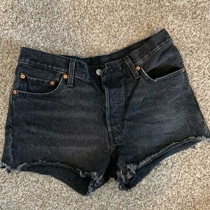 Levi Black Denim Shorts | Size 27